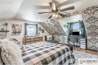 7 Center Place, Middlesex, NJ 08846 - Photo 15