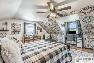 7 Center Pl, Middlesex, NJ 08846 - Photo 15