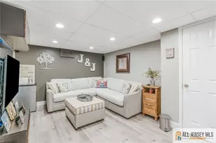 7 Center Pl, Middlesex, NJ 08846 - Photo 21