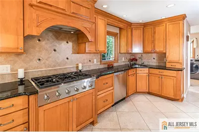91 Hidden Lake Drive, North Brunswick Township, NJ 08902 - Photo 7