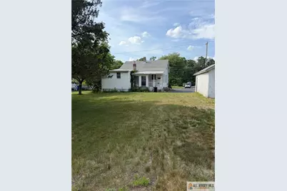85 Pergola Avenue, Monroe Township, NJ 08831 - Photo 5