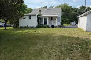 85 Pergola Ave, Monroe Township, NJ 08831 - Photo 5