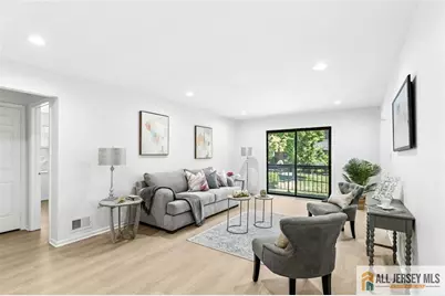 121 Beverly Hills Terrace #B, Woodbridge Township, NJ 07095 - Photo 7