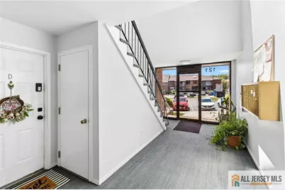 121 Beverly Hills Terrace #B, Woodbridge Township, NJ 07095 - Photo 3