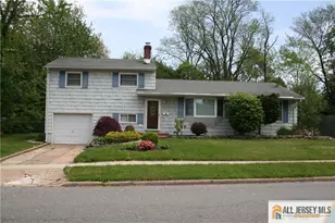 39 Stony Rd, Edison, NJ 08817 - Photo 1