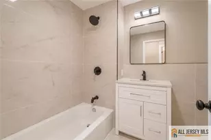 31 Shearn Dr, Middlesex, NJ 08846 - Photo 19