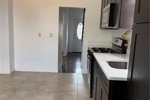 350 Summit Ave, Perth Amboy, NJ 08861 - Photo 11