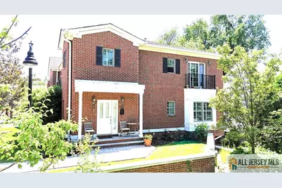 0-199D Amboy Avenue #4, Metuchen, NJ 08840 - Photo 1