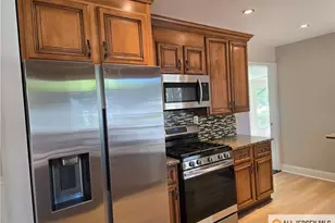 2 Farmingdale Rd, East Brunswick Township, NJ 08816 - Photo 5