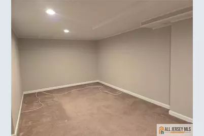 2 Farmingdale Road, East Brunswick Township, NJ 08816 - Photo 15