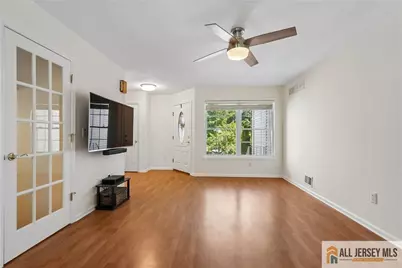 40 Lakeview Drive, Helmetta, NJ 08828 - Photo 5