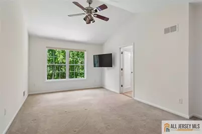 40 Lakeview Drive, Helmetta, NJ 08828 - Photo 15