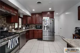984 New Dover Rd, Edison, NJ 08820 - Photo 7