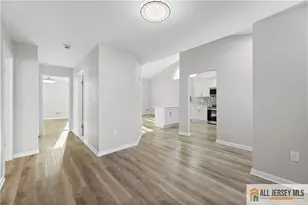 13 Canterbury Dr, Monroe Township, NJ 08831 - Photo 5