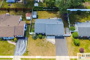 10 Norwood Ave, Monroe Township, NJ 08831 - Photo 29