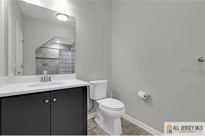 707 Greenland Square #707, Highland Park, NJ 08904 - Photo 27