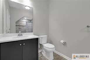 707 Greenland Square, Highland Park, NJ 08904 - Photo 27