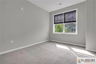 707 Greenland Square, Highland Park, NJ 08904 - Photo 25