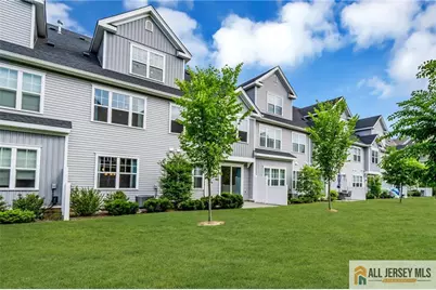 707 Greenland Square #707, Highland Park, NJ 08904 - Photo 29