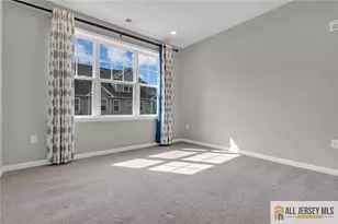 707 Greenland Square, Highland Park, NJ 08904 - Photo 17