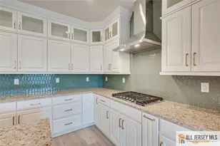 96 Bohar Ln, South Brunswick Township, NJ 08852 - Photo 9