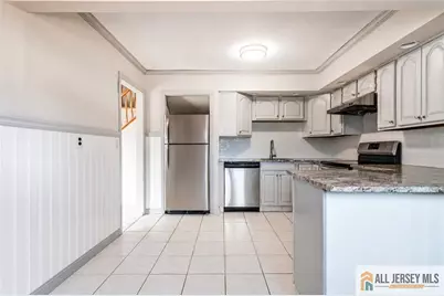 16 W Susan Street, Hazlet Township, NJ 07730 - Photo 13