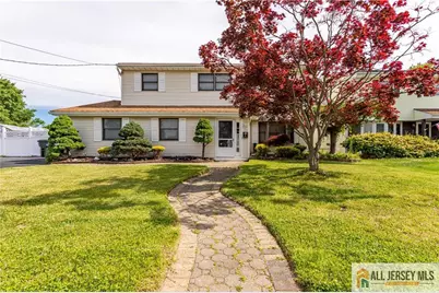 16 W Susan Street, Hazlet Township, NJ 07730 - Photo 1