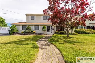 16 W Susan St, Hazlet Township, NJ 07730 - Photo 1