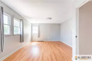 16 W Susan St, Hazlet Township, NJ 07730 - Photo 23