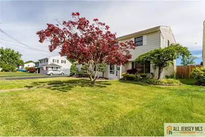 16 W Susan Street, Hazlet Township, NJ 07730 - Photo 5