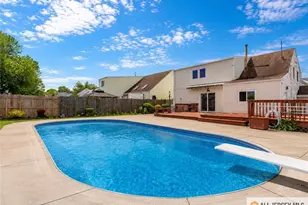 16 W Susan St, Hazlet Township, NJ 07730 - Photo 35