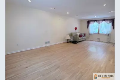 13 Greenwich Road, Edison, NJ 08820 - Photo 3