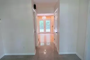 13 Greenwich Rd, Edison, NJ 08820 - Photo 9