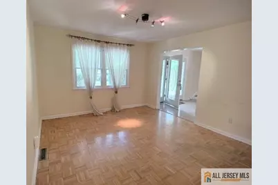 13 Greenwich Road, Edison, NJ 08820 - Photo 5