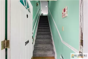 2006 Ridgeview Ct, Sayreville, NJ 08859 - Photo 3