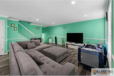 2006 Ridgeview Court #2006, Sayreville, NJ 08859 - Photo 5