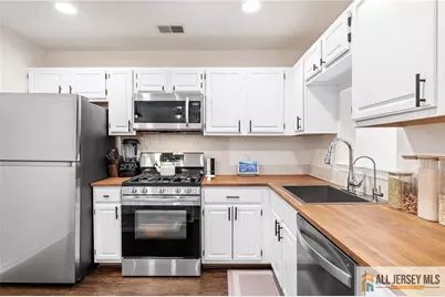 343 Bowler Court #343, Piscataway Township, NJ 08854 - Photo 9
