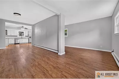 62 Washburn Avenue #2, Washington Township, NJ 07882 - Photo 3