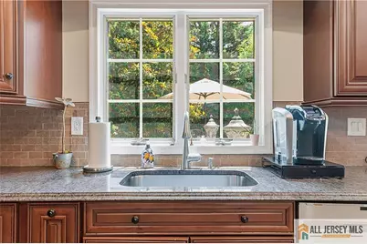 18 Dante Road, Monroe Township, NJ 08831 - Photo 9