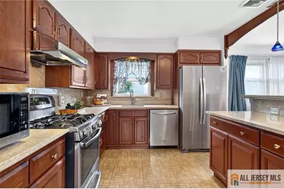 10 5th Street, South River, NJ 08882 - Photo 9
