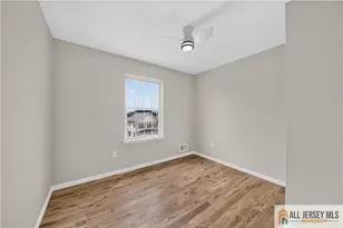 19 Harris St, Carteret, NJ 07008 - Photo 11