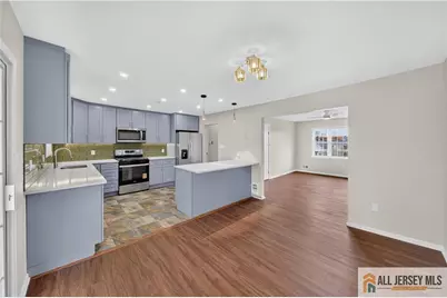 19 Harris Street, Carteret, NJ 07008 - Photo 3