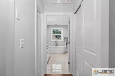 310 Campbell Street, Woodbridge Township, NJ 07095 - Photo 31