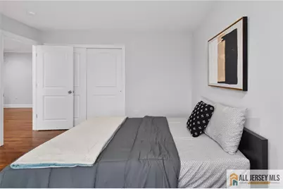 310 Campbell Street, Woodbridge Township, NJ 07095 - Photo 15