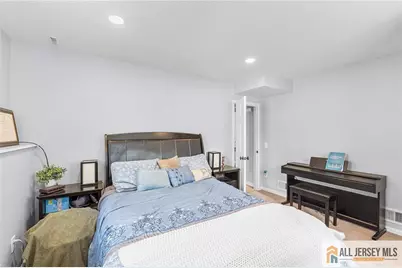 7 Wilton Avenue, Middlesex, NJ 08846 - Photo 29