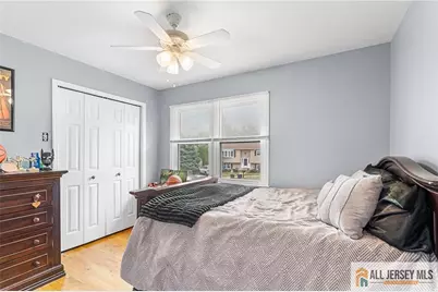 7 Wilton Avenue, Middlesex, NJ 08846 - Photo 11