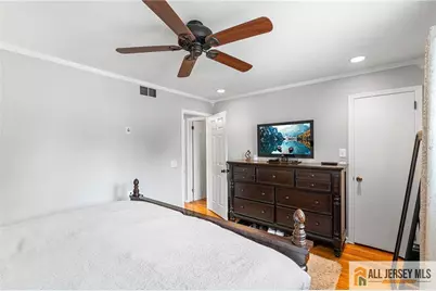 7 Wilton Avenue, Middlesex, NJ 08846 - Photo 17