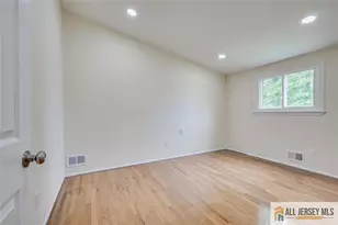 42 Hyde Ave, Iselin, NJ 08830 - Photo 9