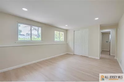 42 Hyde Avenue, Iselin, NJ 08830 - Photo 3