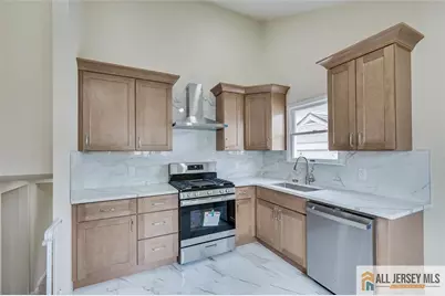 42 Hyde Avenue, Iselin, NJ 08830 - Photo 17